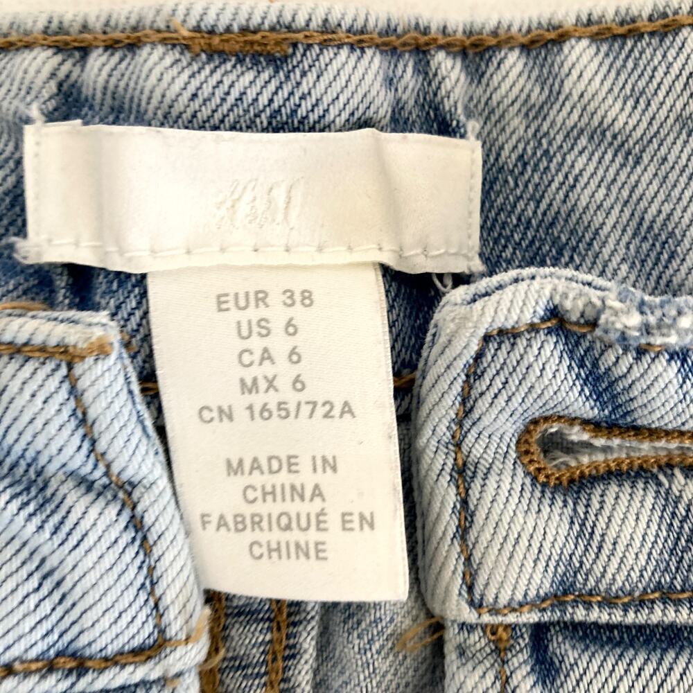 H & M High Denim Shorts Pale Blue Size 6 EUC Like New Distressed Cut Offs - Picture 2 of 6